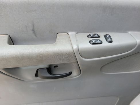 Used 2007 Ford E-450 and Econoline 450 image 16