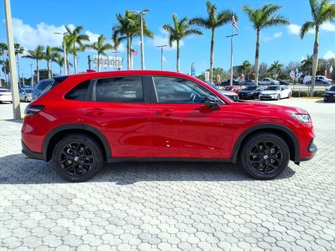 Used 2023 Honda HR-V Sport image 12