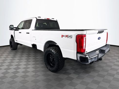 Used 2024 Ford F250 XLT w/ FX4 Off-Road Package AWD/4WD image 5