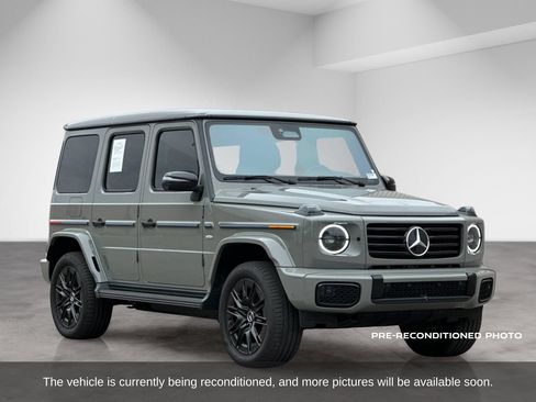 Used 2025 Mercedes-Benz G 580 w/ EQ Technology image 9