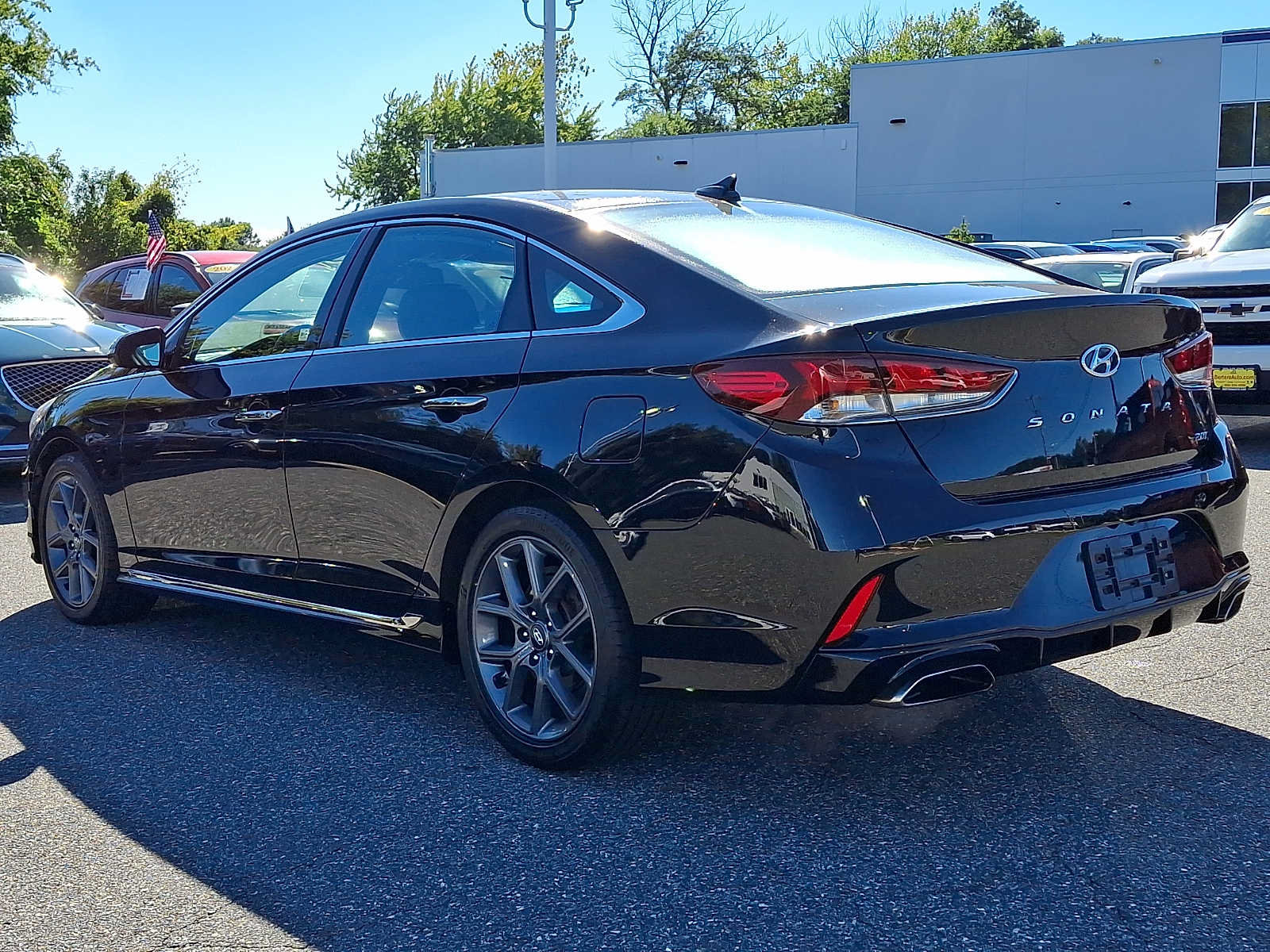 Used 2018 Hyundai Sonata Limited FWD image 4