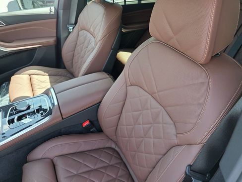 New 2026 BMW X5 sDrive40i image 9