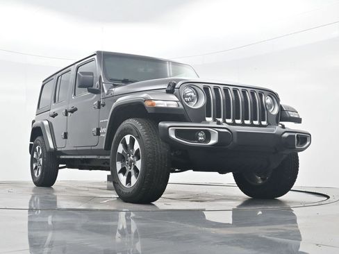 Used 2021 Jeep Wrangler Unlimited Sahara AWD/4WD image 27