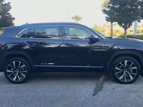 New 2026 Volkswagen Atlas Cross Sport SEL Premium R-Line image 9