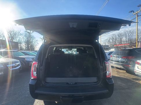 Used 2020 GMC Yukon SLT w/ Graphite Performance Edition image 14