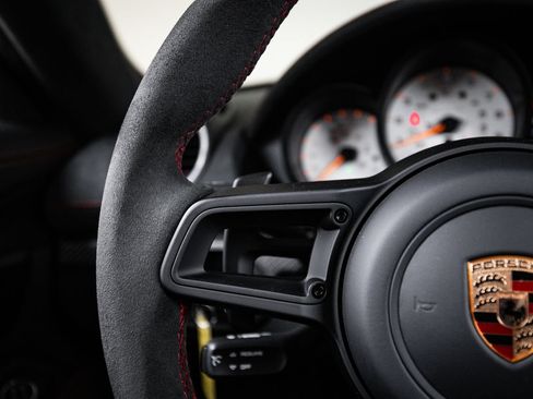 Certified 2024 Porsche 718 Boxster Spyder RS RWD image 17