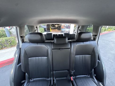 Used 2022 Volkswagen Tiguan SE image 18