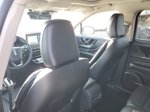 New 2026 Lincoln Corsair Premiere image 26