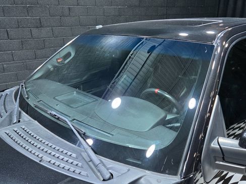 Used 2010 Ford F150 Raptor image 32