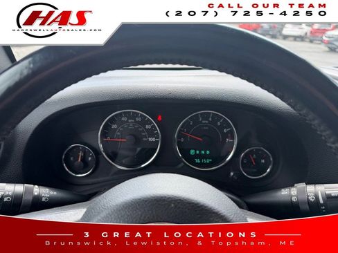 Used 2017 Jeep Wrangler Unlimited Sport w/ Quick Order Package 24S AWD/4WD image 16