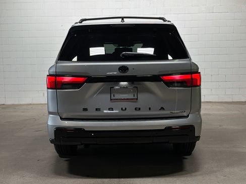 Used 2025 Toyota Sequoia Platinum AWD/4WD image 8