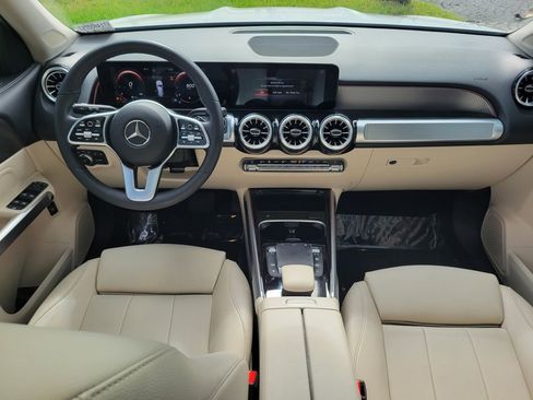 Used 2022 Mercedes-Benz GLB 250 image 8