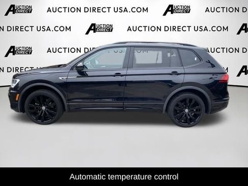 Used 2021 Volkswagen Tiguan SE R-Line image 3