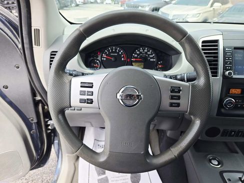 Used 2020 Nissan Frontier SV RWD image 19