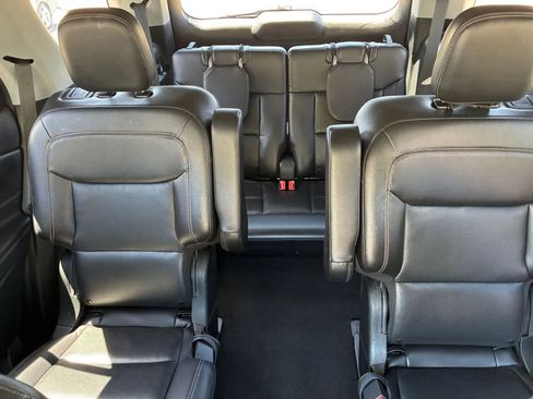 Used 2023 Ford Explorer Limited RWD image 42