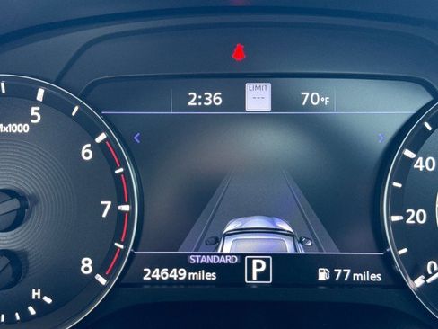 Used 2023 INFINITI QX55 Essential image 12