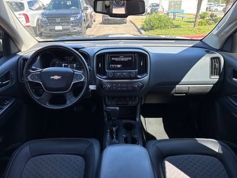 Used 2018 Chevrolet Colorado Z71 AWD/4WD image 26