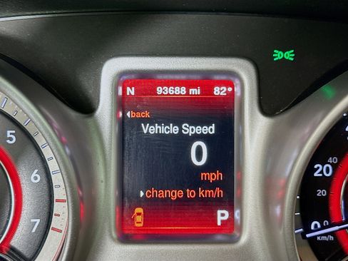 Used 2018 Dodge Journey SE w/ Popular Equipment Group FWD image 17