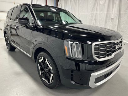Used 2025 Kia Telluride S