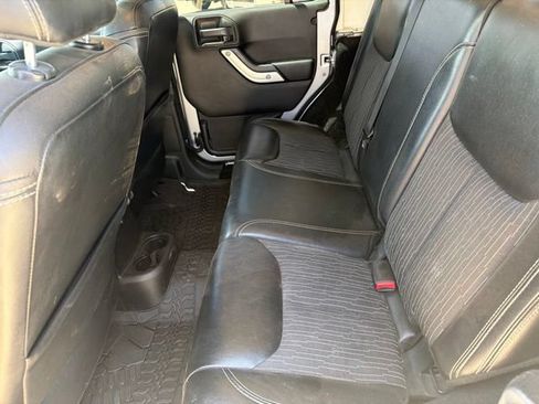 Used 2014 Jeep Wrangler Unlimited Sport AWD/4WD image 6