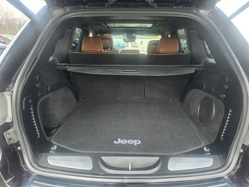 Used 2020 Jeep Grand Cherokee Summit image 10