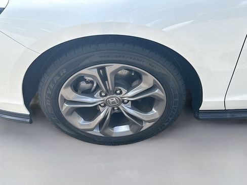Used 2024 Honda Accord EX image 35