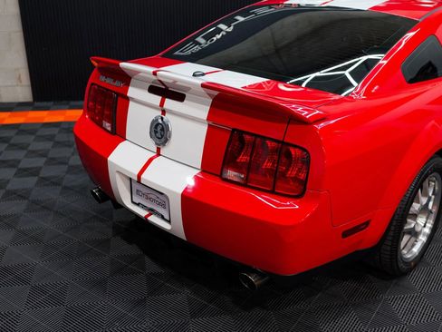 Used 2009 Ford Mustang Shelby GT500 RWD image 21
