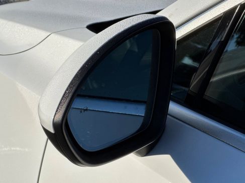 Used 2022 Buick Envision Preferred image 51