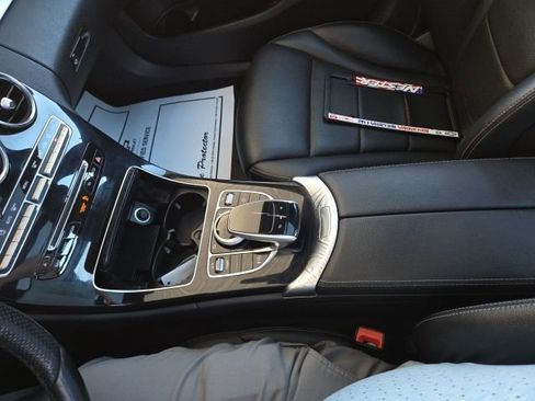 Used 2017 Mercedes-Benz C 300 4MATIC Sedan image 57