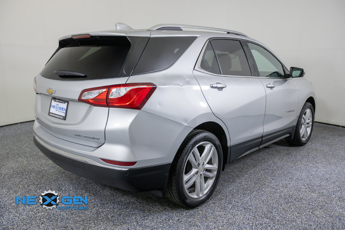 Used 2021 Chevrolet Equinox Premier AWD/4WD image 8
