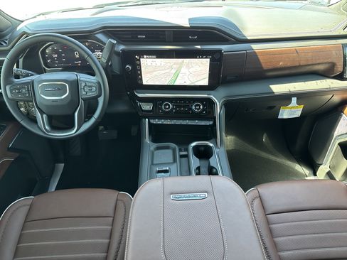 New 2026 GMC Sierra 3500 Denali Ultimate AWD/4WD image 28