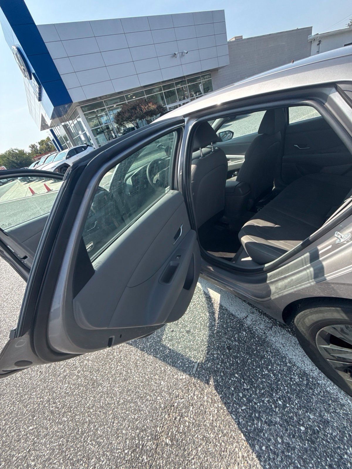 Used 2023 Hyundai Elantra SEL FWD image 16