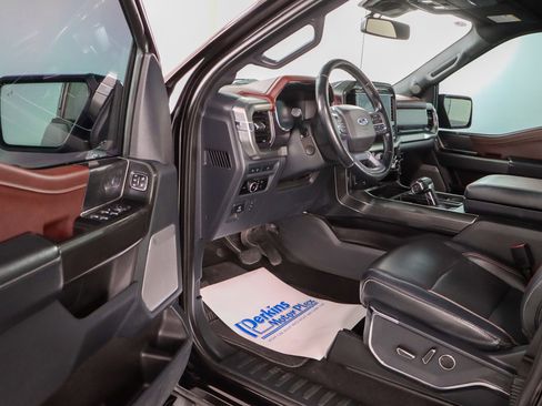 Used 2023 Ford F150 Lariat w/ Equipment Group 502A High image 4