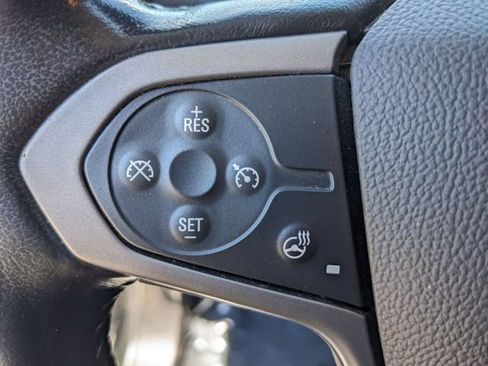 Used 2021 Chevrolet Colorado Z71 AWD/4WD image 19