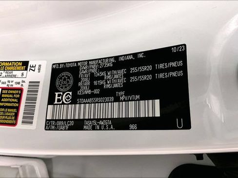 Used 2024 Toyota Grand Highlander AWD image 42