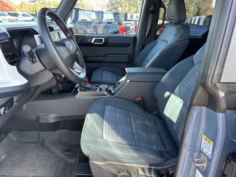 Used 2023 Ford Bronco Heritage Edition image 10