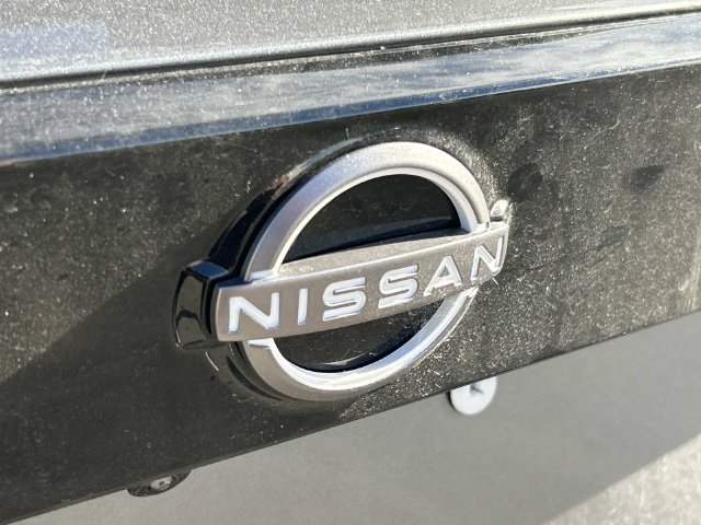 Used 2026 Nissan Kicks SV w/ Cold Weather Package FWD image 9