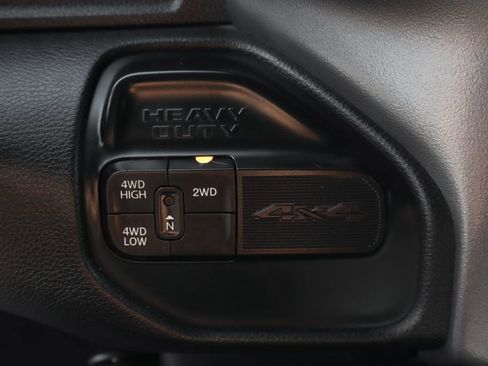 Used 2022 RAM 3500 Big Horn image 39