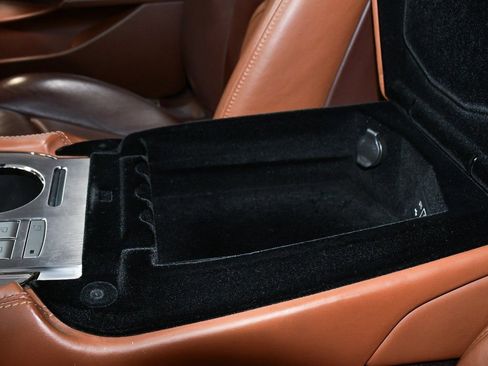 Used 2019 Karma Revero RWD image 31
