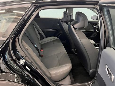 Used 2025 Kia K4 FWD image 12