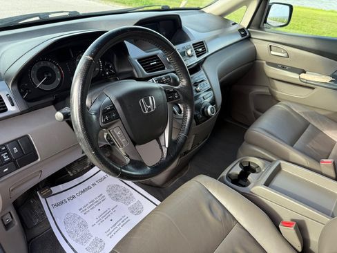 Used 2012 Honda Odyssey EX-L image 9