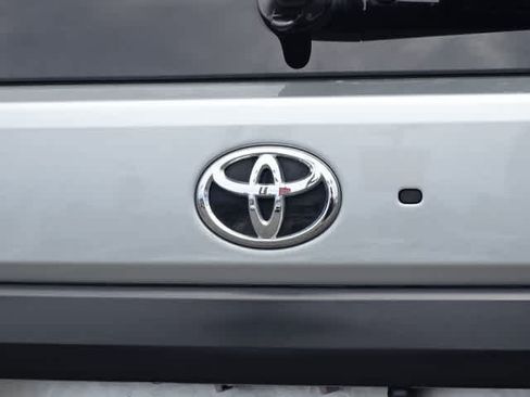 Used 2025 Toyota Sequoia SR5 AWD/4WD image 10
