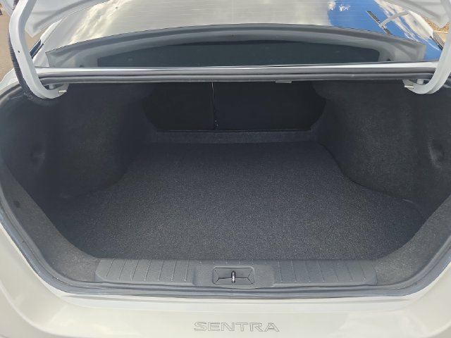 Used 2023 Nissan Sentra SV w/ SV Premium Package FWD image 18