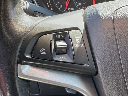 Certified 2022 Chevrolet Trax LT w/ LT Convenience Package image 24