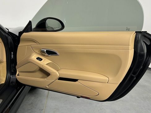 Used 2013 Porsche Boxster RWD image 23