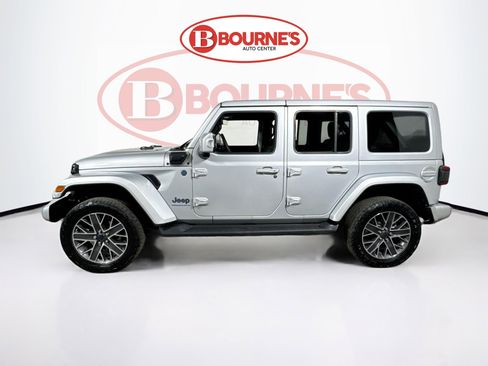 Used 2024 Jeep Wrangler High Altitude AWD/4WD image 7