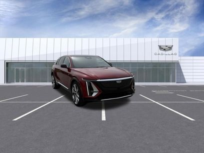 Used 2025 Cadillac Lyriq Luxury w/ LPO, Floor Liner Package