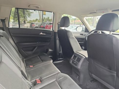 Used 2018 Volkswagen Atlas SE FWD image 43