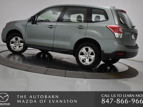 Used 2017 Subaru Forester 2.5i AWD/4WD image 6