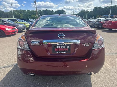 Used 2012 Nissan Altima 3.5 SR w/ Sport Pkg FWD image 6